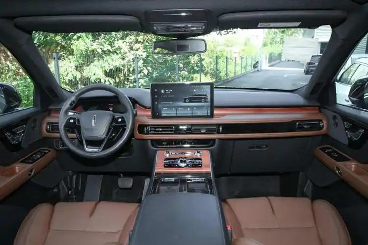 林肯飞行家配置参数表_易车知识库