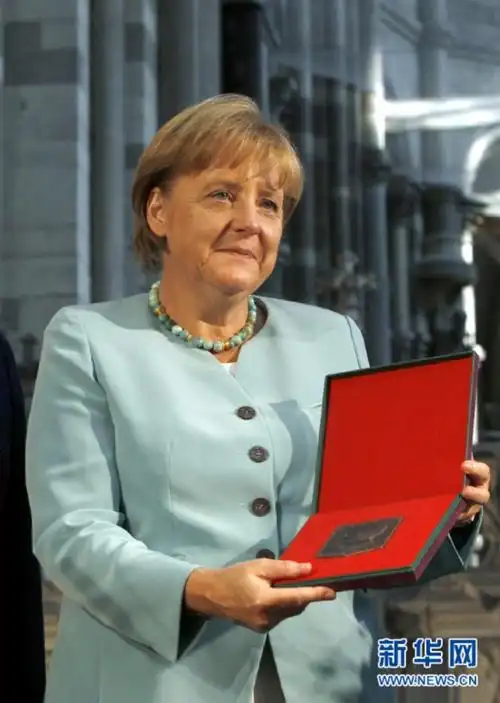 韩国总统朴槿惠pk泰国英拉 各国女政要霸气出镜【18】