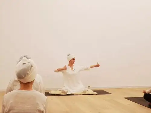 大寒已至,静待花开—昆达里尼公益课回顾_瑜伽