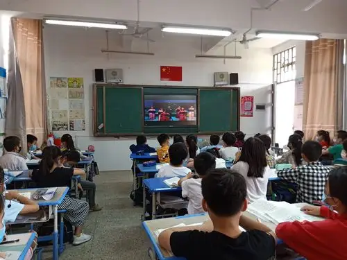 上街美岐小学开展"美育云端课堂"活动