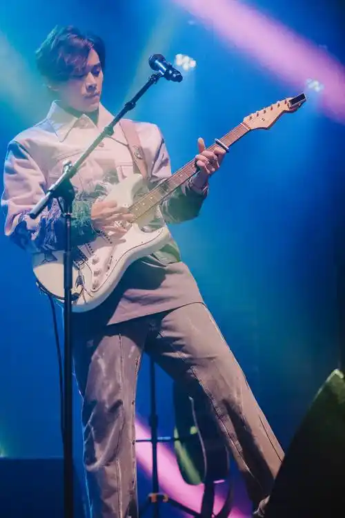 告五人乐队内地巡演杭州开跑 无上限搭造豪华舞台_歌迷_城市_平台