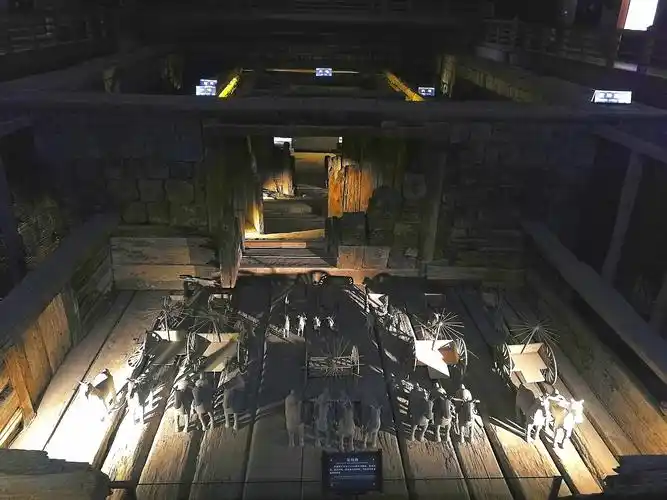 扬州广陵王汉墓一瞥