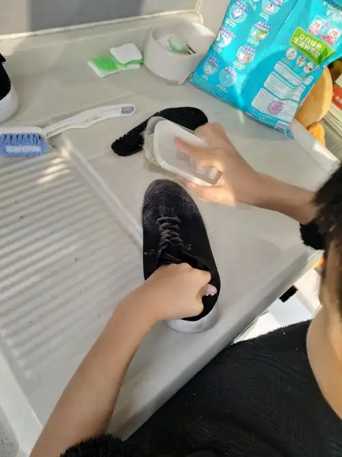 生活小技能-洗鞋