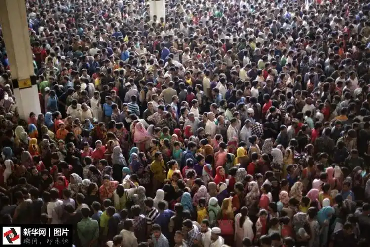 密集恐惧症慎入!看全球各地震撼人海