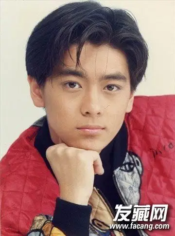 鲜肉型男大比拼 复古中分成男神颜值标配(4)