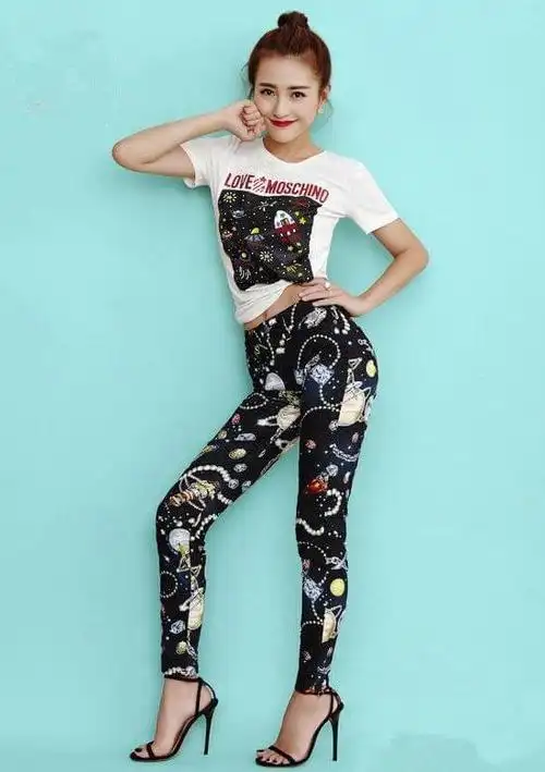 镜头下包贝尔美妻包文婧秀大脚丫