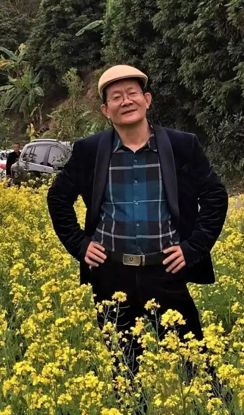 记艺讲座 | 张灵聪教授教您"如何做一个合格的家长"_漳州市_家庭_孩子