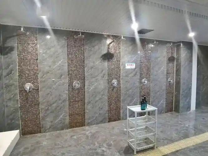 洗浴一次不到一元想什么时候洗就什么时候洗阳城这个洗浴中心就是任性