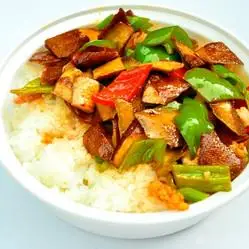 尖椒炒香干盖饭