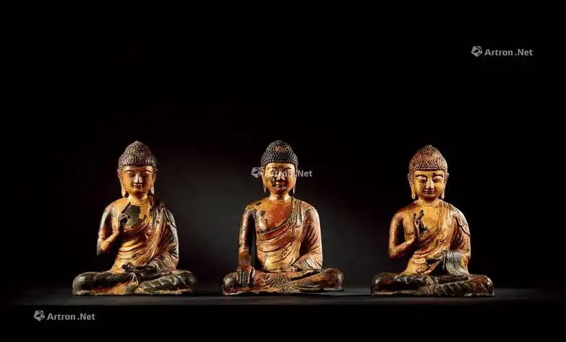 0656 明 大理三身佛