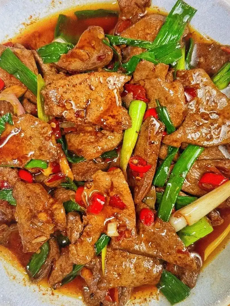 爆炒猪肝,不干不柴不腥73嫩滑香辣入味 .