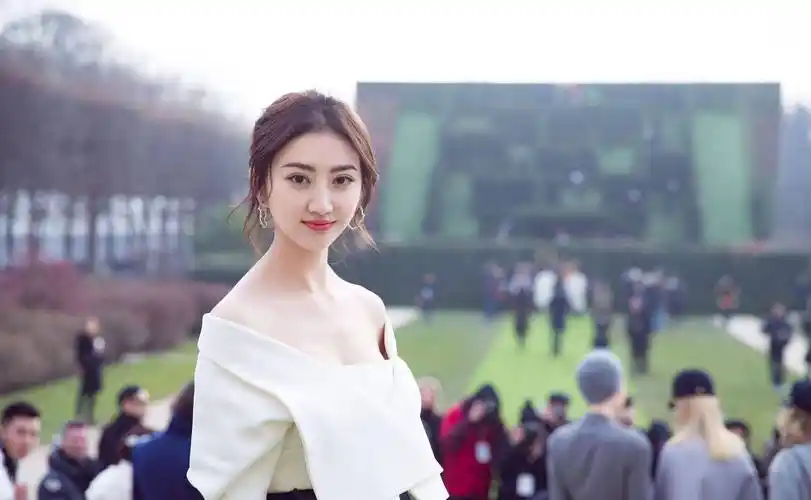 原创景甜在节目中高呼要脱单别逗了明星也找不到对象