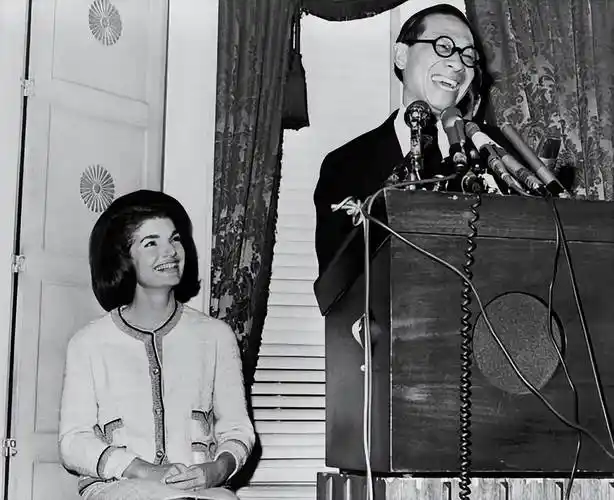 贝聿铭102岁逝世,卢浮宫,香山饭店设计者,一生骄傲的却是妻子_卢爱玲