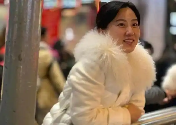 2014年6月20日下午,妻子赵琼顺利产下一子,李晨喜升为爸爸;2017年11月