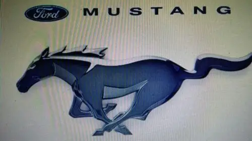 车标是一匹马的车是什么车能带图最好