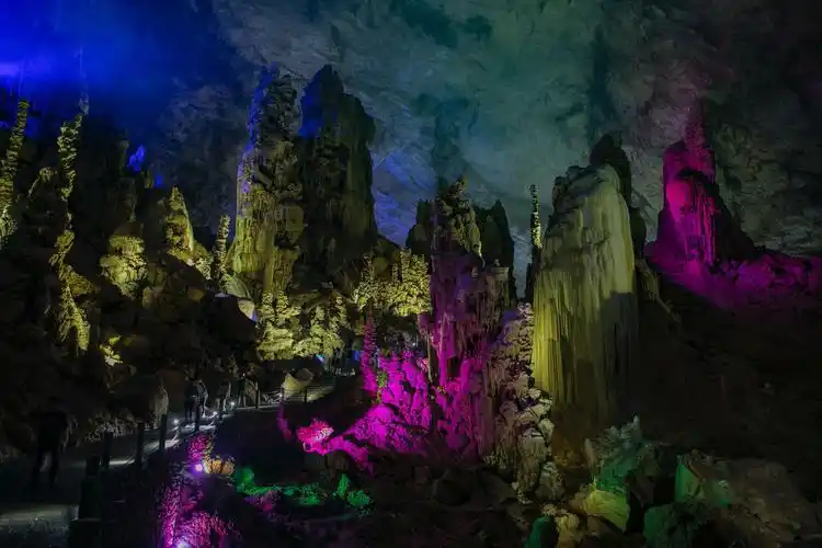 织金,安顺,贞丰 (老王头的美篇) 写美篇安顺境内的黄果树风景名胜区是