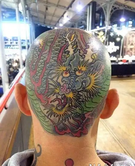 龙吟九天,头部青龙彩绘纹身