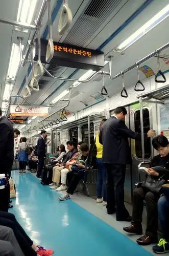 总觉得首尔地铁