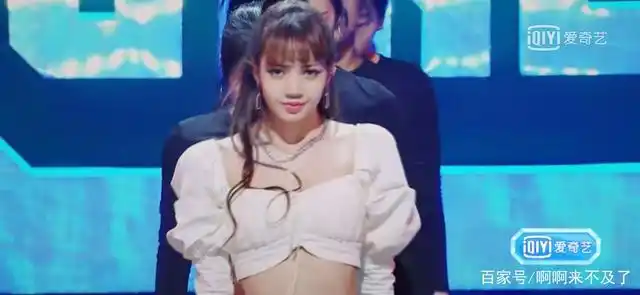 lisa的舞蹈实在是太厉害了,优秀girl