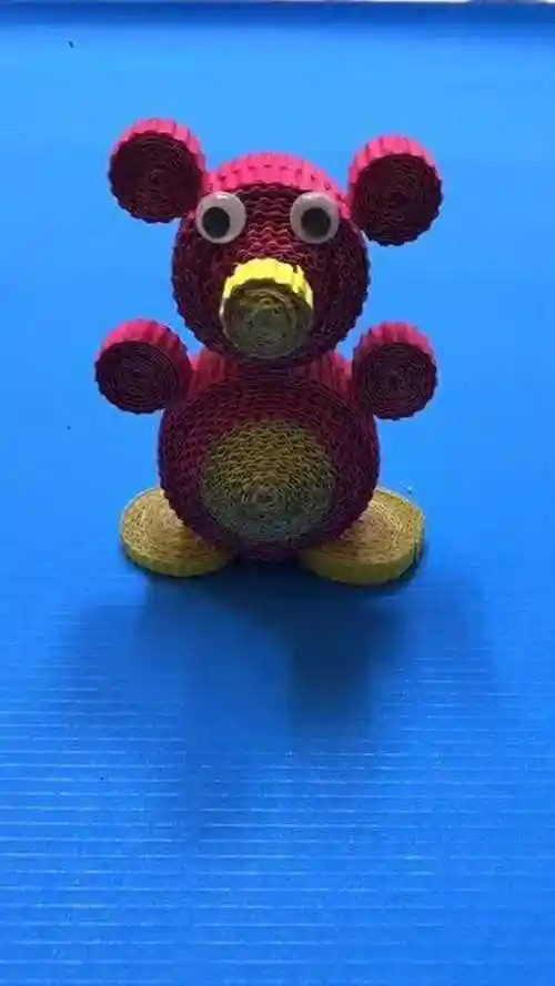 教你用瓦楞纸做一个可爱的小熊做法超简单却很少人会