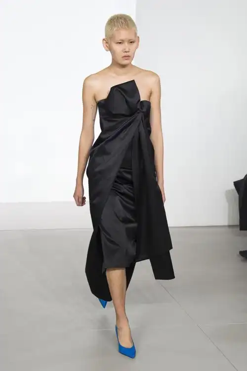 michael kors(迈克高仕)于纽约时装周发布2018秋冬系列高级成衣