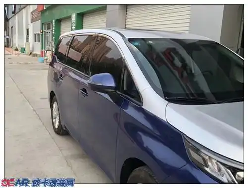 德州传祺gm8汽车改色贴膜超亮金属午夜蓝改色膜