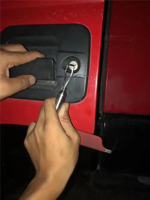 泸州面包车 大货车 四桥车 汽车开锁案例