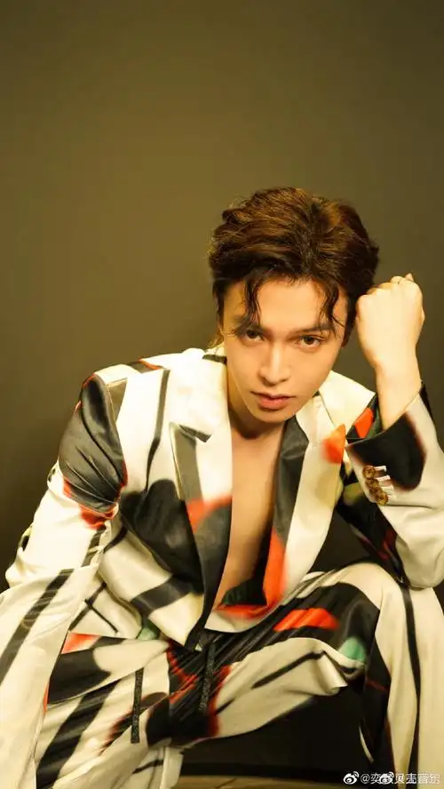 王南钧超话感谢@王南钧粉丝积极参与#支持正版从我做起#公益活动由