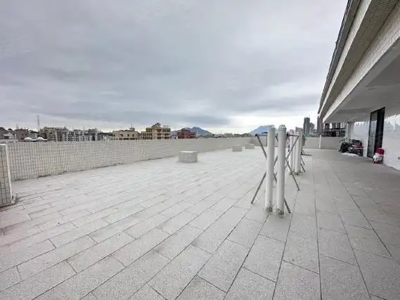 东莞大朗象山工业城犀牛陂东村(实拍图片,楼顶带超大平台)房东好说话