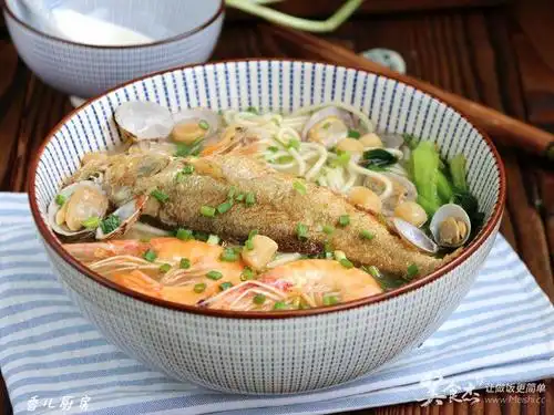 鲜掉眉毛的海鲜面