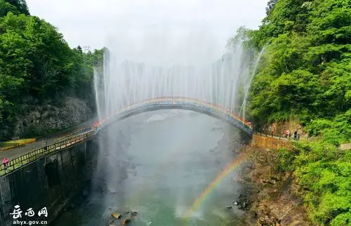 【网络中国节·端午】青云峡迎来客流小高峰