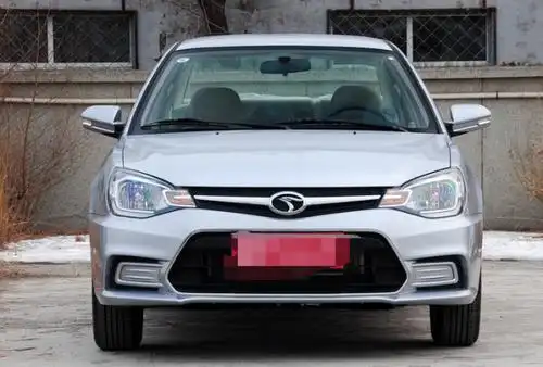 东南汽车-v3菱悦,时尚的外观设计,颜值极靠前,非常实用