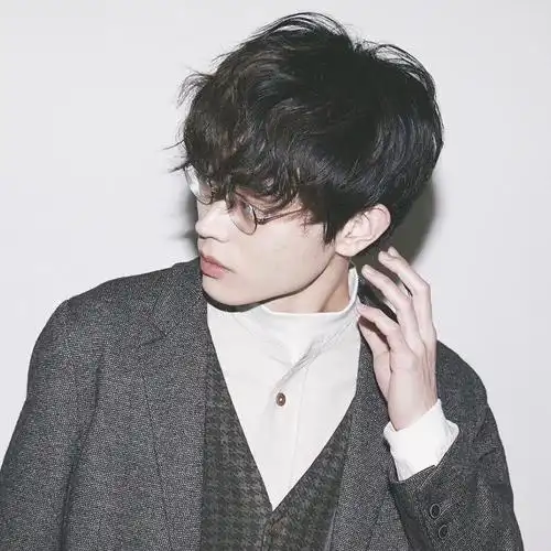 长濑智也泷泽秀明伊藤英明藤木直人高桥一生再来两张正常的小栗旬吧!