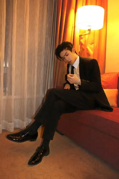 kry victorma马伯骞 rapper超炫酷炸男头女头壁纸 可爱认真盐系阳光大