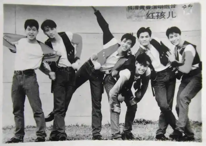 红孩儿组合,90年代与小虎队齐名,谁的青春没有一场初恋故事?