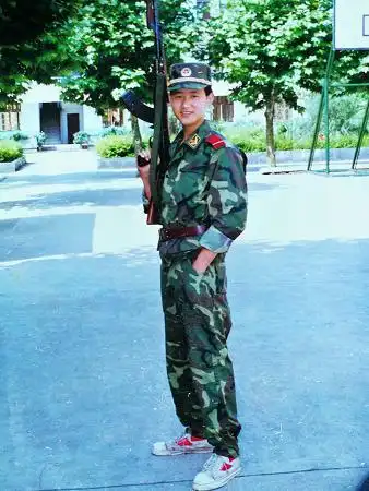 骨子里的士兵本能记西安世纪金花赛高店英勇牺牲保安员李国武