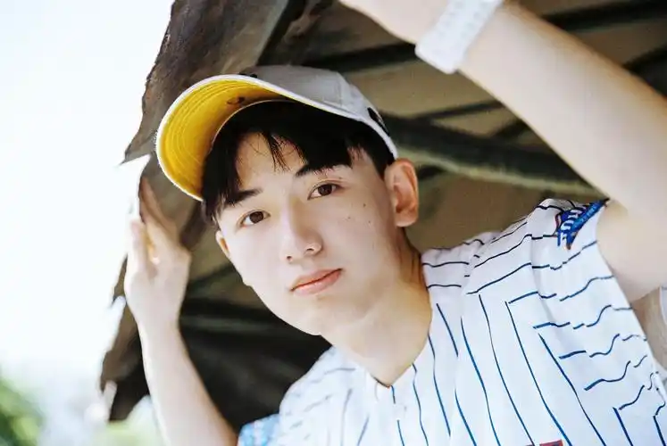 少年感满满的男生写真