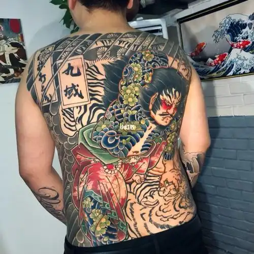 跟虎过不去了#日式老传统纹身