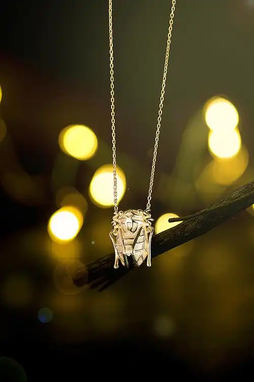 项链半摄影半创意