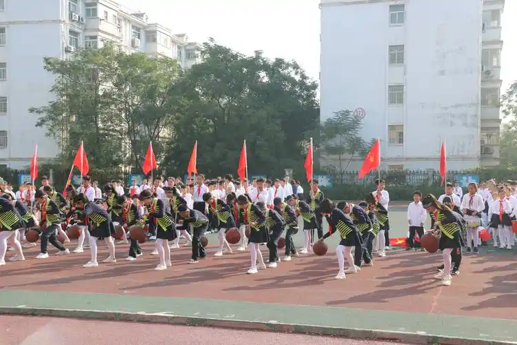 鹤壁市福田小学迎国庆运动会掠影
