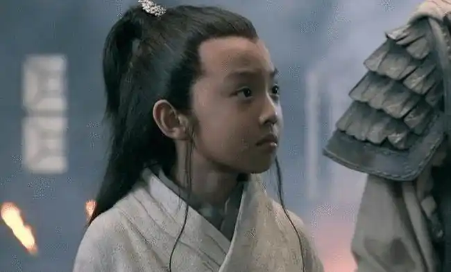 孙策临终前为何不传位给自己的儿子孙绍却传位给弟弟孙权