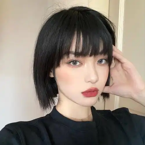 假发女短发网红少女圆脸时尚自然帅气修脸齐刘海波波头日系全头套