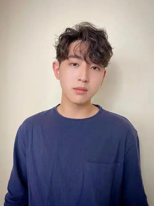 12款"细软发"男生发型,让你发根立正站好,告别无神塌发