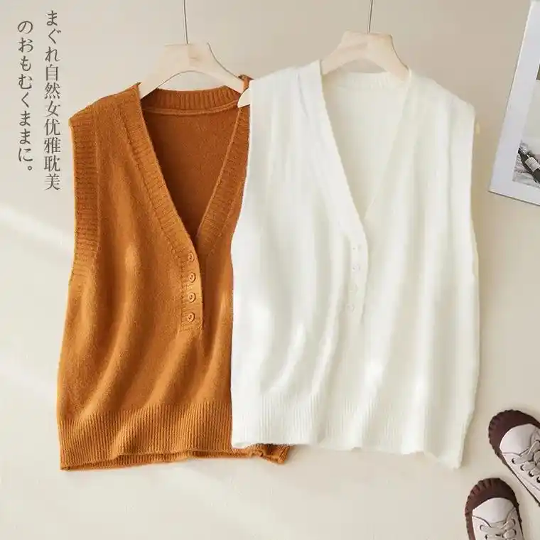 半开襟针织马甲背心女秋宽松学院风外搭叠穿.30 或将近30的 - 抖音