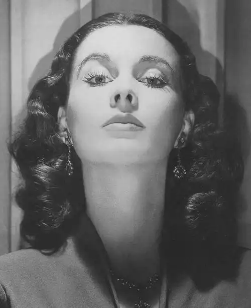 费雯丽,那些绝代风华的美丽瞬间!