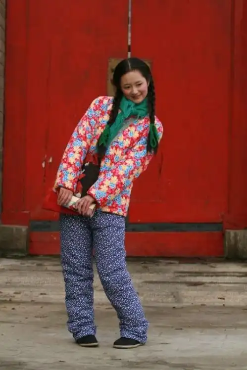 村姑--当年的花棉袄