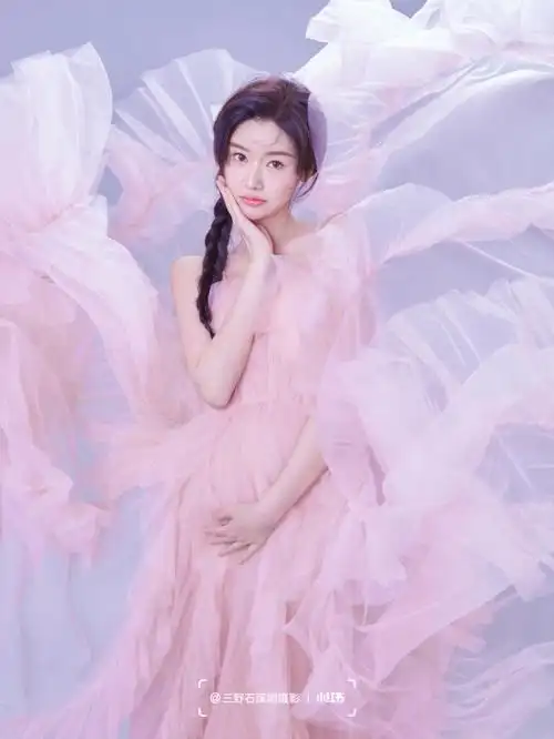 甜甜仙女孕妈粉色孕妇照老公都说好看