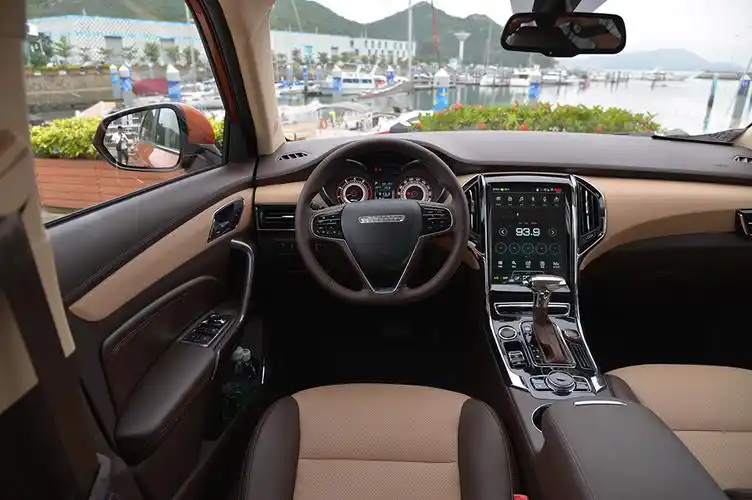 猎豹cs92017款15lcvt尊贵版