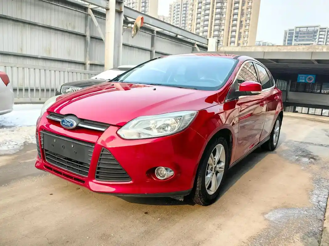 3万两厢自动挡.又到一台小钢炮福特福克斯14年上牌 1.6自 - 抖音