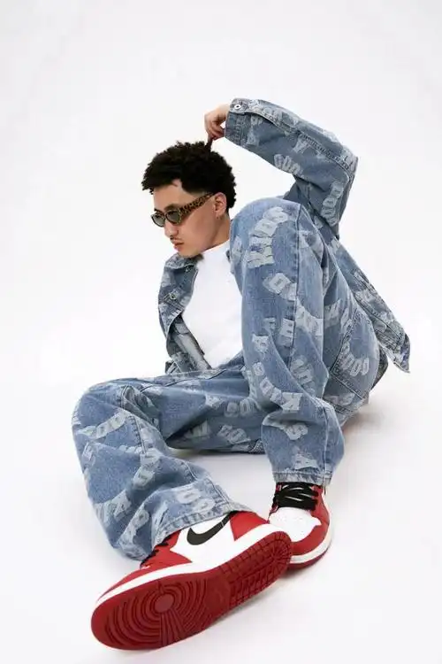 说唱听我的穿搭看他的跟着rapper学好穿搭你也能轻松出道